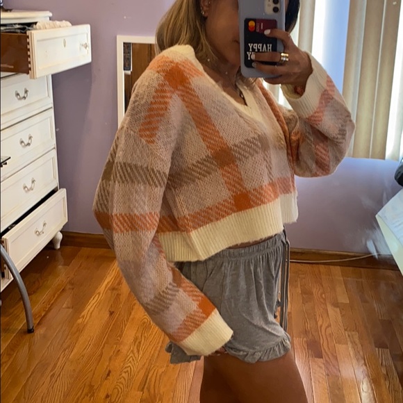 Sweater - Picture 2 of 3